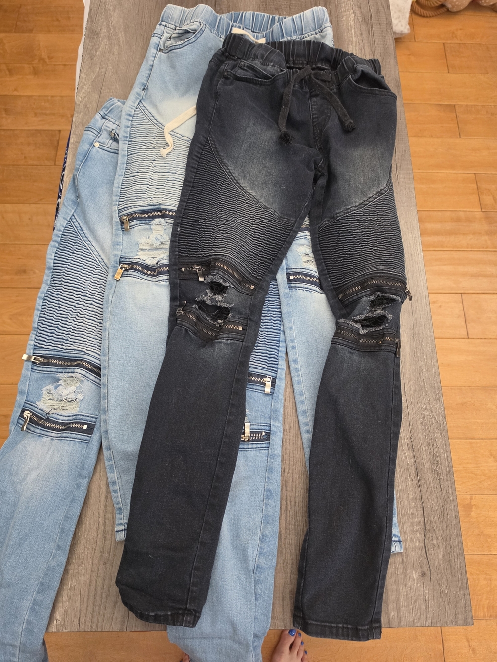 Lot Of 3 Distressed Moto Zip Pocket Jogger Jeans